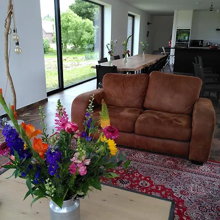 Holiday home Jubaru Tournai